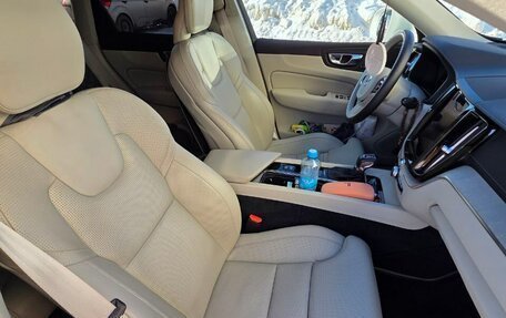 Volvo XC60 II, 2020 год, 4 650 000 рублей, 9 фотография