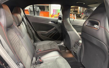 Mercedes-Benz GLA, 2019 год, 3 299 000 рублей, 14 фотография