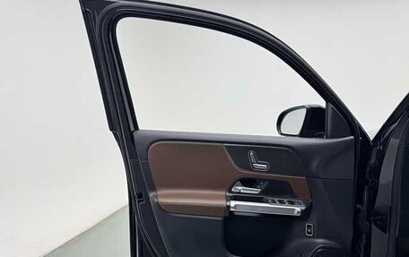 Mercedes-Benz GLB, 2021 год, 2 530 000 рублей, 15 фотография