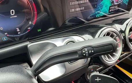 Mercedes-Benz GLB, 2021 год, 2 530 000 рублей, 23 фотография