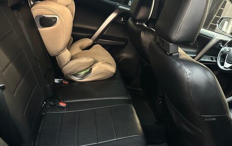 Toyota RAV4, 2017 год, 2 100 000 рублей, 9 фотография