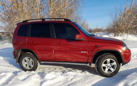 Chevrolet Niva I рестайлинг, 2012 год, 630 000 рублей, 4 фотография