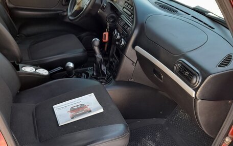 Chevrolet Niva I рестайлинг, 2012 год, 630 000 рублей, 21 фотография