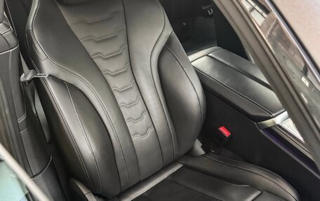 BMW 8 серия, 2019 год, 6 800 000 рублей, 15 фотография