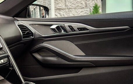 BMW 8 серия, 2019 год, 6 800 000 рублей, 18 фотография