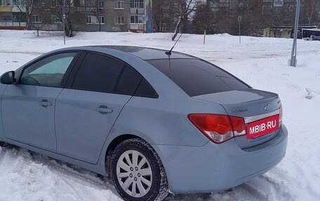 Chevrolet Cruze II, 2012 год, 690 000 рублей, 4 фотография