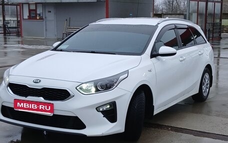 KIA cee'd III, 2019 год, 1 700 000 рублей, 5 фотография