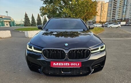 BMW 5 серия, 2019 год, 5 590 000 рублей, 2 фотография