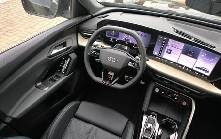 Audi Q5, 2025 год, 7 000 000 рублей, 26 фотография