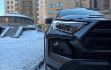 Toyota RAV4, 2022 год, 4 200 000 рублей, 10 фотография