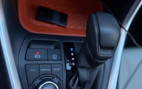 Toyota RAV4, 2022 год, 4 200 000 рублей, 19 фотография