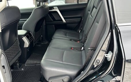 Toyota Land Cruiser Prado 150 рестайлинг 2, 2017 год, 5 200 000 рублей, 5 фотография