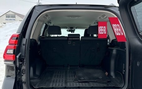 Toyota Land Cruiser Prado 150 рестайлинг 2, 2017 год, 5 200 000 рублей, 4 фотография