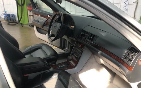 Mercedes-Benz S-Класс, 1996 год, 2 800 000 рублей, 2 фотография