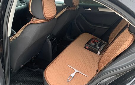 Volkswagen Jetta VI, 2014 год, 970 000 рублей, 4 фотография