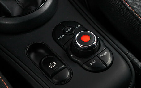 MINI Countryman II (F60), 2018 год, 2 390 000 рублей, 14 фотография