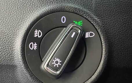 Volkswagen T-Roc I, 2021 год, 1 750 000 рублей, 14 фотография