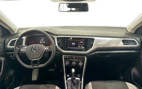 Volkswagen T-Roc I, 2021 год, 1 750 000 рублей, 12 фотография