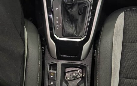 Volkswagen T-Roc I, 2021 год, 1 750 000 рублей, 23 фотография