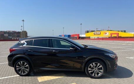 Infiniti QX30, 2017 год, 3 550 000 рублей, 9 фотография