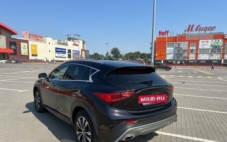 Infiniti QX30, 2017 год, 3 550 000 рублей, 7 фотография