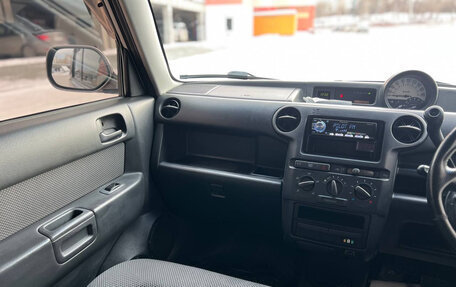 Toyota bB I рестайлинг, 2001 год, 549 000 рублей, 17 фотография