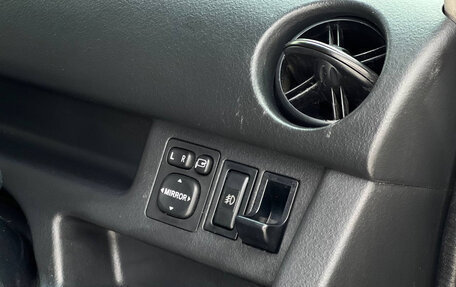 Toyota bB I рестайлинг, 2001 год, 549 000 рублей, 23 фотография