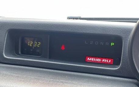 Toyota bB I рестайлинг, 2001 год, 549 000 рублей, 27 фотография