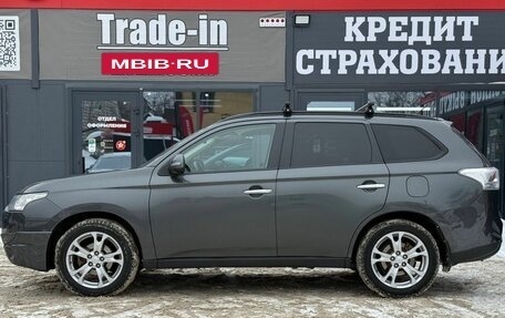 Mitsubishi Outlander III рестайлинг 3, 2013 год, 1 410 000 рублей, 7 фотография