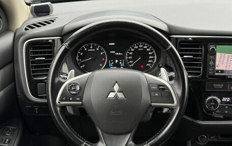 Mitsubishi Outlander III рестайлинг 3, 2013 год, 1 410 000 рублей, 31 фотография