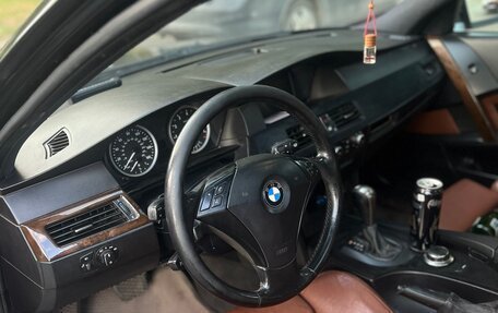 BMW 5 серия, 2005 год, 500 000 рублей, 4 фотография