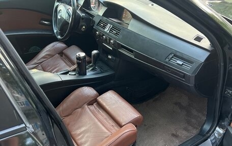 BMW 5 серия, 2005 год, 500 000 рублей, 6 фотография