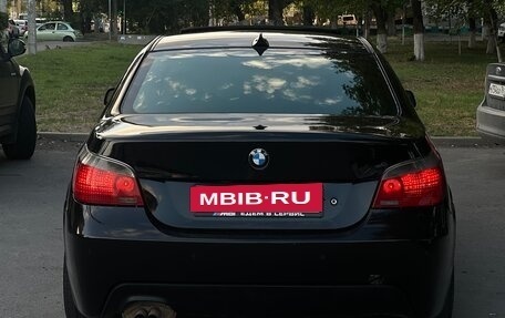 BMW 5 серия, 2005 год, 500 000 рублей, 8 фотография