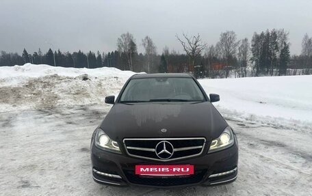 Mercedes-Benz C-Класс, 2011 год, 1 580 000 рублей, 2 фотография
