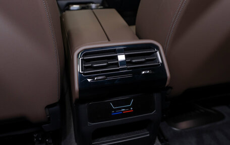 BMW 5 серия, 2025 год, 8 600 000 рублей, 14 фотография