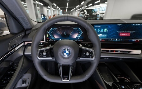 BMW 5 серия, 2025 год, 8 600 000 рублей, 11 фотография