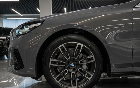 BMW 5 серия, 2025 год, 8 600 000 рублей, 26 фотография