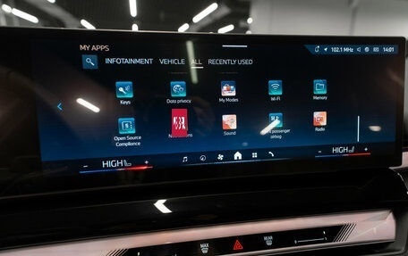 BMW 5 серия, 2025 год, 8 600 000 рублей, 23 фотография