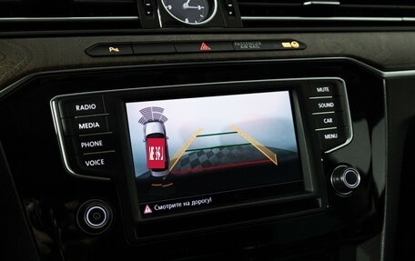 Volkswagen Passat B8 рестайлинг, 2016 год, 1 599 585 рублей, 15 фотография