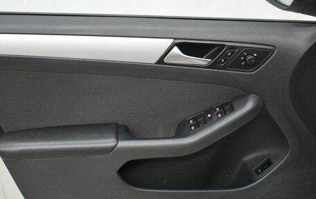 Volkswagen Jetta VI, 2013 год, 899 000 рублей, 5 фотография