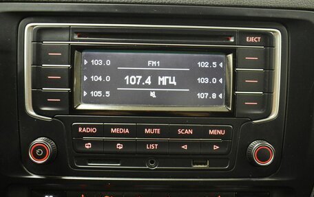 Volkswagen Jetta VI, 2013 год, 899 000 рублей, 13 фотография