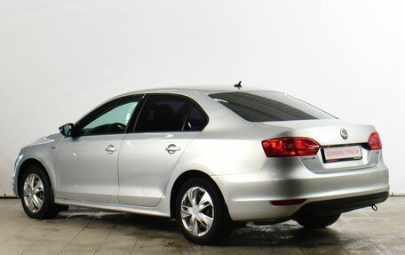 Volkswagen Jetta VI, 2013 год, 899 000 рублей, 2 фотография
