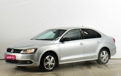 Volkswagen Jetta VI, 2013 год, 899 000 рублей, 1 фотография