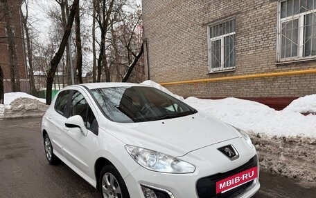 Peugeot 308 II, 2011 год, 725 000 рублей, 3 фотография