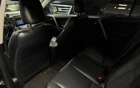 Toyota RAV4, 2017 год, 2 600 000 рублей, 7 фотография