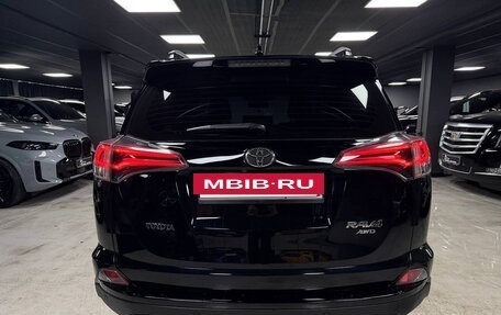 Toyota RAV4, 2017 год, 2 600 000 рублей, 6 фотография