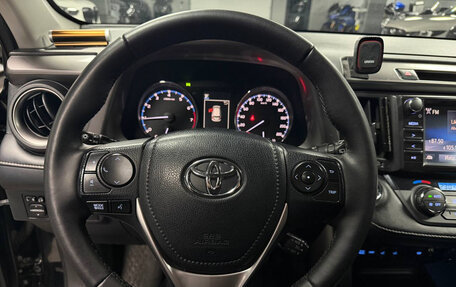 Toyota RAV4, 2017 год, 2 600 000 рублей, 22 фотография