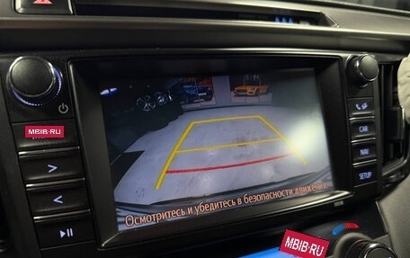 Toyota RAV4, 2017 год, 2 600 000 рублей, 24 фотография