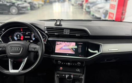 Audi Q3, 2022 год, 2 400 000 рублей, 10 фотография