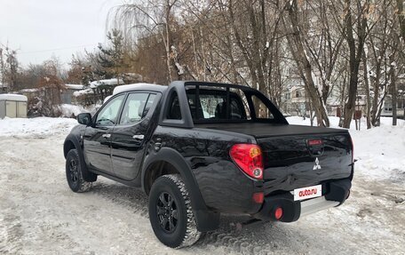 Mitsubishi L200 IV рестайлинг, 2011 год, 1 090 000 рублей, 3 фотография